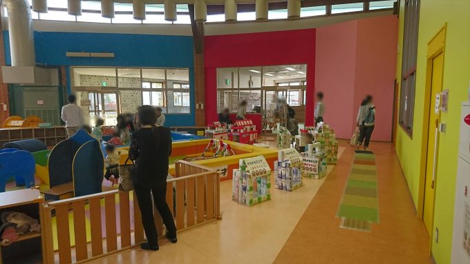 べにっこひろば_べにっこホール右