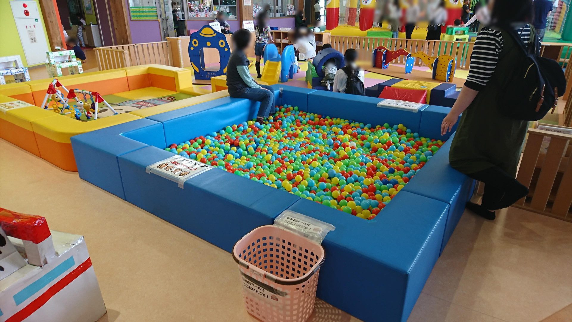 べにっこひろば_べにっこホール7