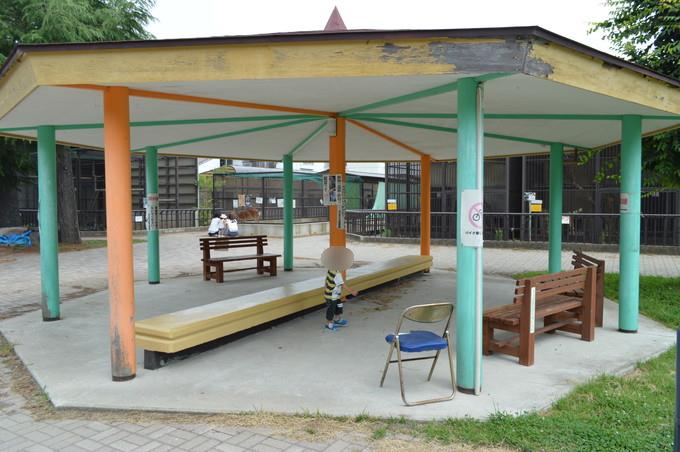 河北児童動物園_休憩所