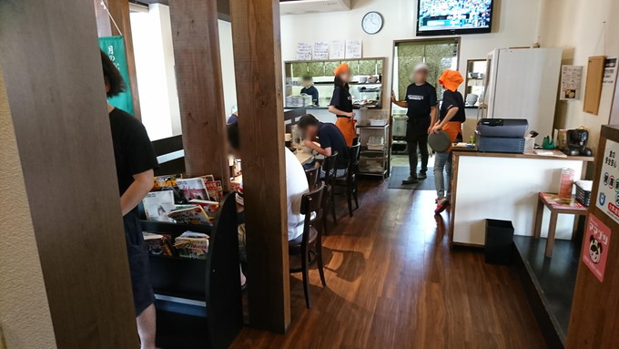 さわばた_カウンター2