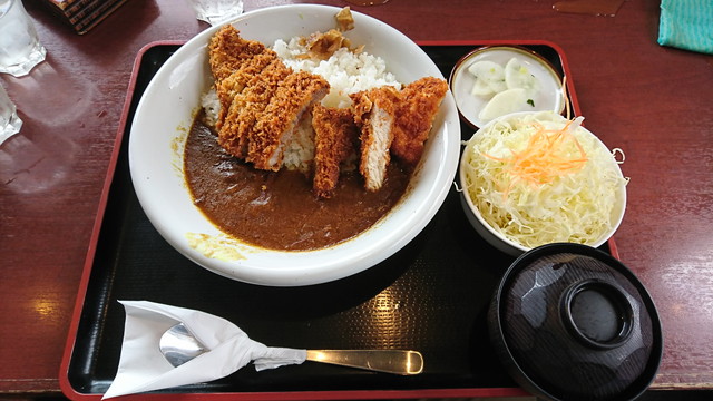 とんかつとん八のとんかつプラス若鶏カレー