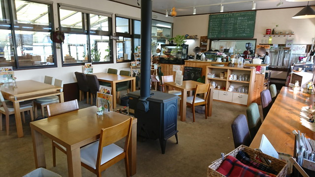 ハタケカフェ(HATAKE CAFE)の店内の様子1