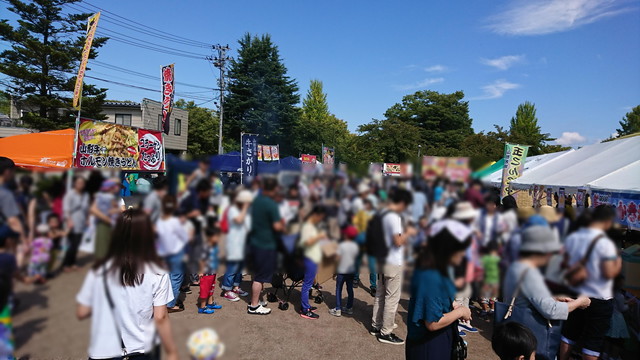 やまがた馬まつりの売店(飲食)のお昼の様子