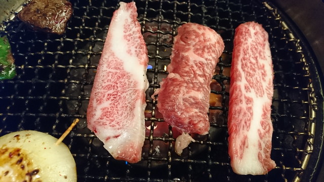 焼肉専科牛力の山形牛食べ比べ2
