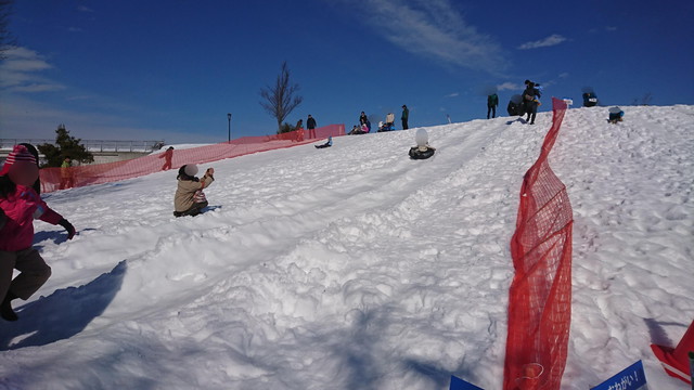 やまがた雪フェスティバルスノーランドのチューブすべり