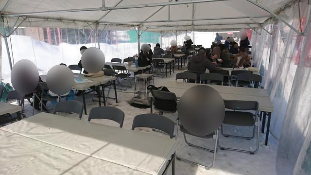 やまがた雪フェスティバルの雪中屋台の様子2