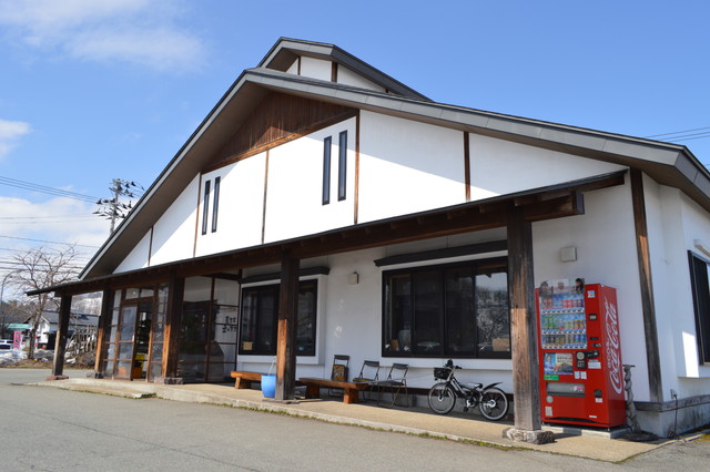 大石田の蕎麦屋まんきちの外観2