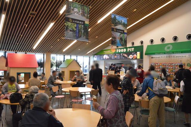 道の駅米沢-ファストフード外観