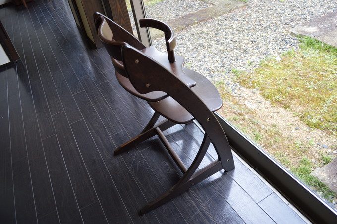 茶蔵茶房-カフェ-子ども用のイス