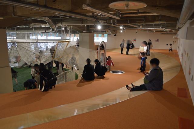 めんごりあ-3さい~ひろば-ネット遊具全景-右