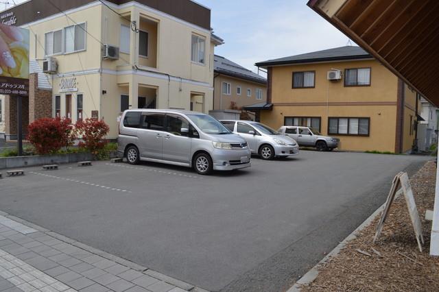 山形市成沢KOUB(コウブ)-駐車場