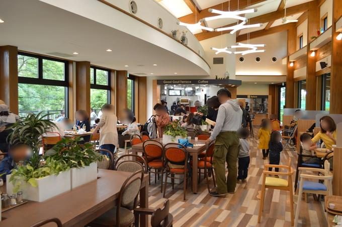 八木山動物園-ふれあいの丘-グーグーテラス-お店の中の様子