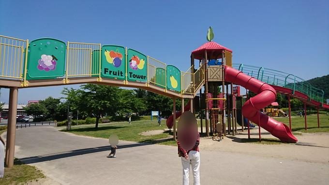 公園レポ 道の駅天童温泉のわくわくらんど 天童市 大型遊具や噴水広場で遊ぼう やまがたぐらし