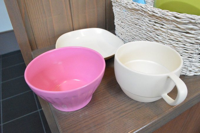 餅の星野屋-店内の様子-子連れ用食器