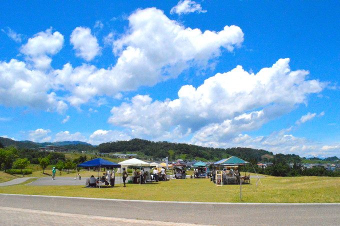 みはらしの丘_うさぎ市_全景