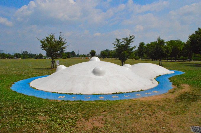 西公園-遊びの森-ふわふわ遊具