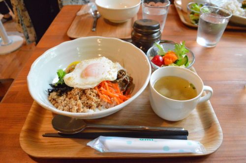 蔵王-おやまカフェ-ランチ-季節素材のビビンバ1