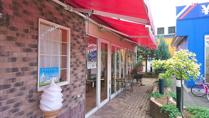 ラ-プロバンス-店内の様子-イートインスペース-オープン