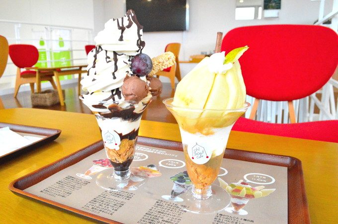 王将カフェ-ラフランスパフェ-チョコアイスパフェ