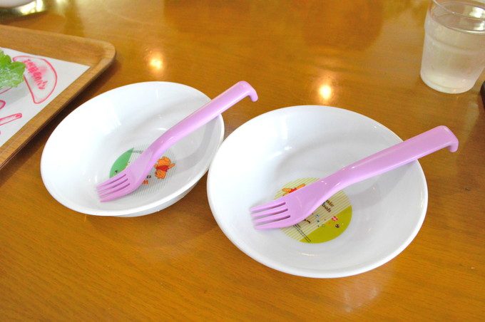 ハンズバーガー-子連れサービス-食器