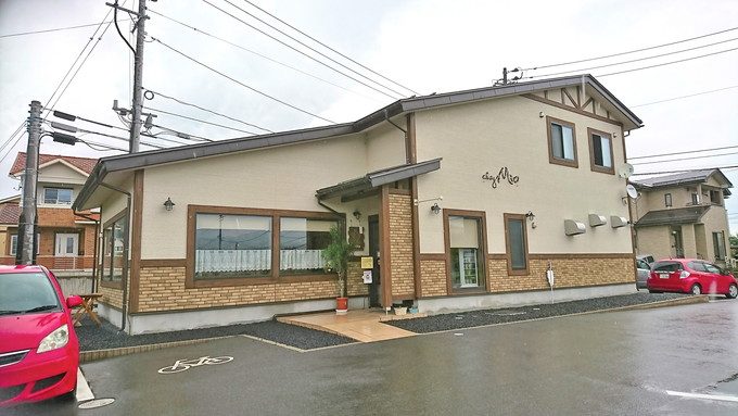 シェミオ-みはらしの丘店-外観