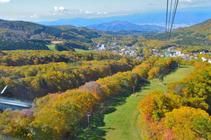 蔵王の紅葉-蔵王中央ロープウェイ-ロープウェイ3