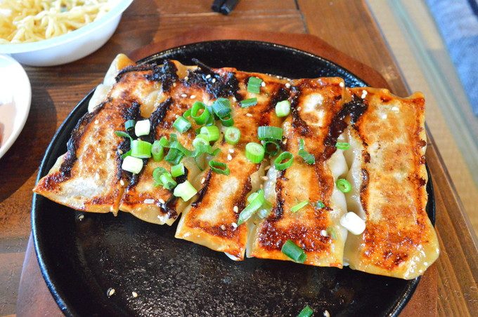 中華美食屋-注文-名物ごま棒餃子1