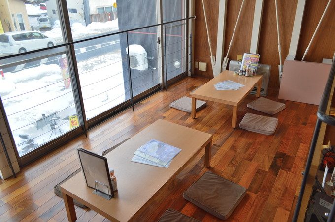 EST(エスト)-店内の様子-2階座席