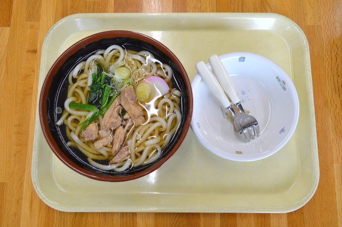 芸工大-大学食堂-鶏うどん