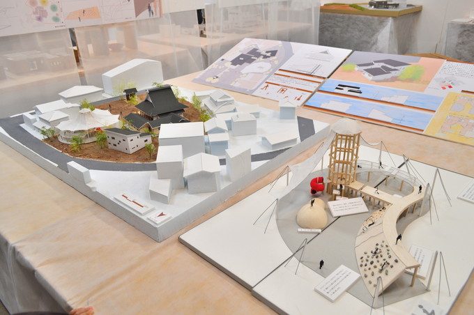 芸工大-卒展-デザイン工学実習棟-模型1