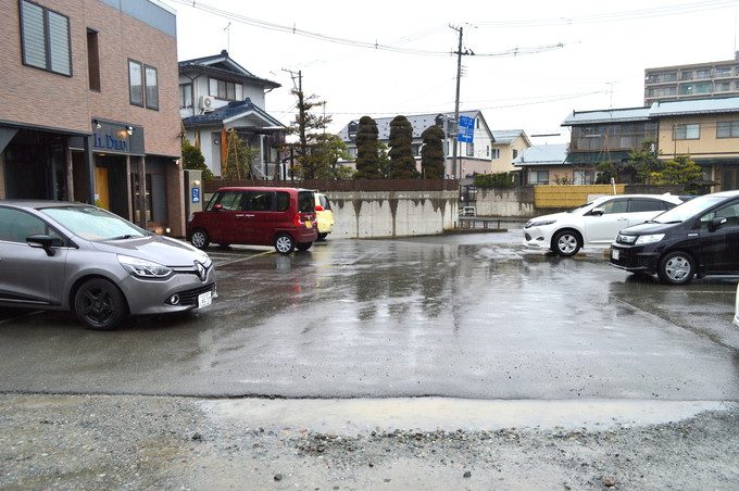 イルブル(IL BLU)-駐車場