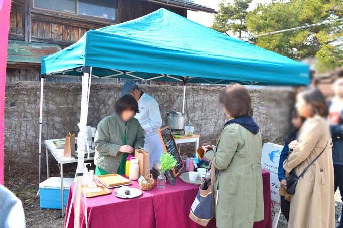 かみのやま桜フェス-マルシェ-ルシエルブルー