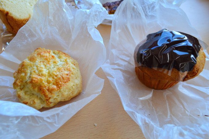 サニーサイドベイクショップ-購入したマフィンやケーキ3