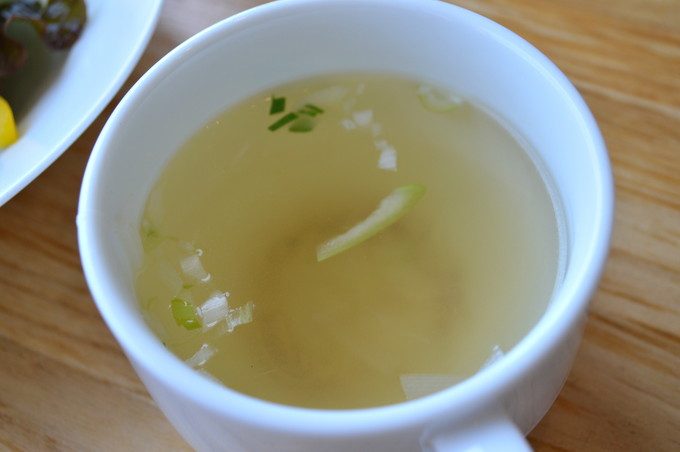 エスカルゴ-レストラン-ランチメニュー-サラダトスープ3