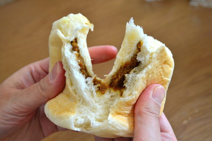 かわいい動物パンの店-shou-shou(シュシュ)-パンを割った様子