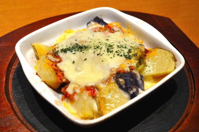 北海道レストラン-別邸嶋北店-メニュー-北海道ポテトミートチーズ焼き