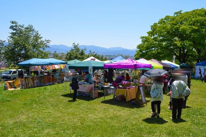 寒河江つつじまつり-山熱マルシェ-全景