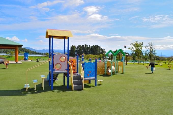 南陽市中央花公園-遊具-低年齢用遊具1_01