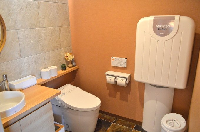 6DINING(シックスダイニング)-子ども用サービス-トイレ