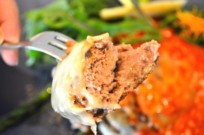 6DINING(シックスダイニング)-注文商品-3種のお肉ハンバーグ3