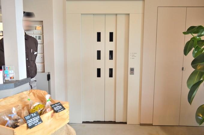 6DINING(シックスダイニング)-子ども用サービス-エレベーター