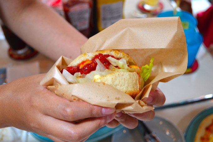 ハッピージャックディナーハンバーガーの食べ方2