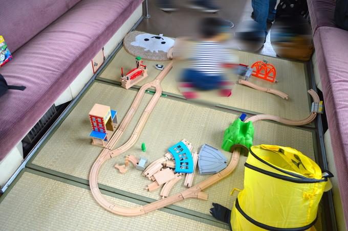 フラワー長井線-キッズ列車-おもちゃ-電車とレール