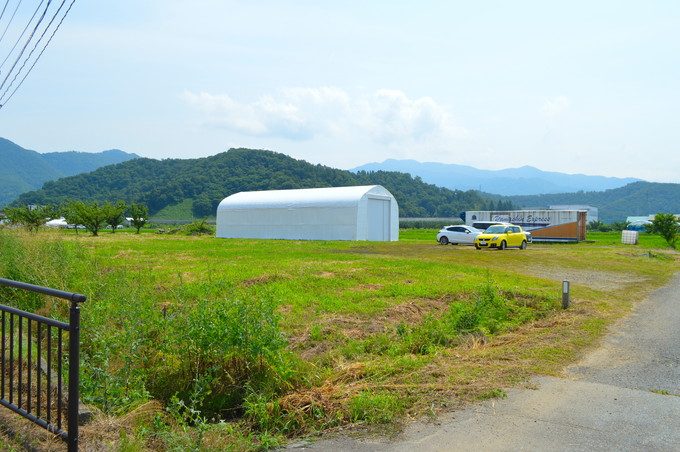 天童のひまわり迷路-駐車場