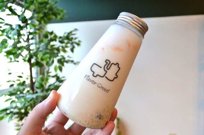 フレーバーグリーン-注文-天童市産黄金桃タピオカミルクティー