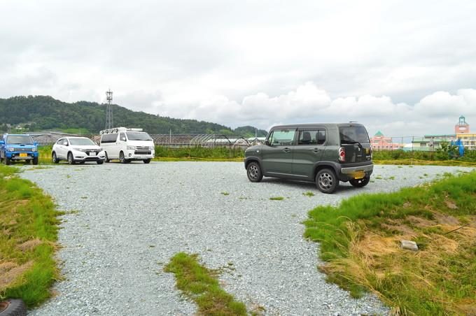 そば処春馬駐車場2