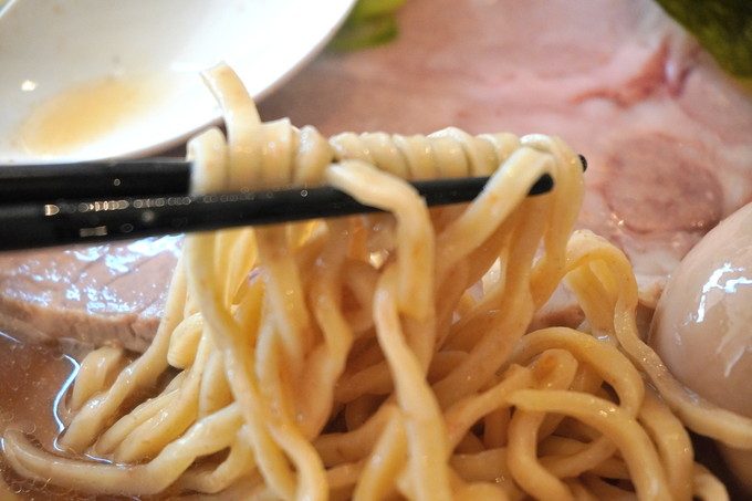 中華蕎麦春馬ー味玉中華そば麺