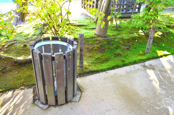 もみじ公園-ゴミ箱