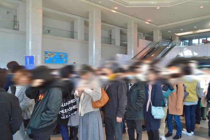 パンマルシェ-入り口の行列1