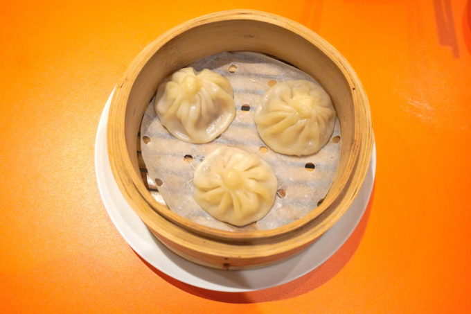 広東(かんとん)-食レポ-小籠包1